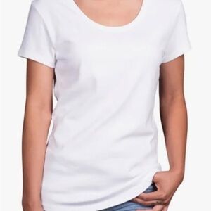 2 pack Black & White Kirkland signature Women's scoop neck short sleeve shirt